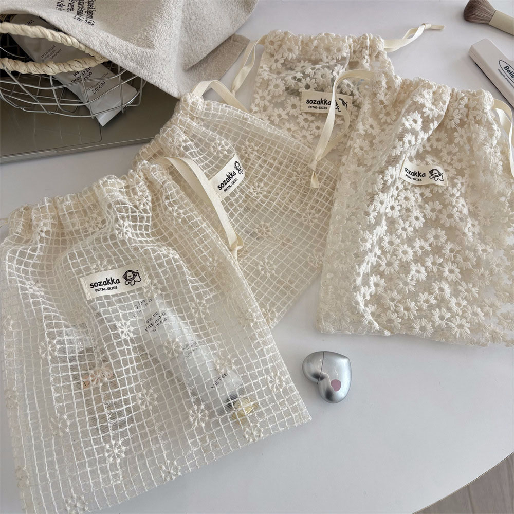 Tech Accessories Travel Bag - Borsa per il Trucco in Pizzo