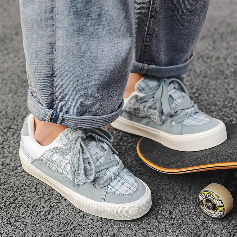 Con allacciatura Scarpe da scu - Tech Accessories Products recensione e prezzo