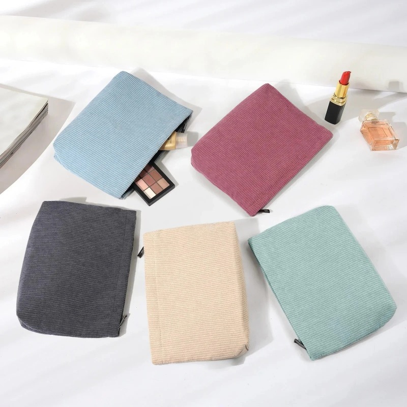 Borsa per cosmetici da viaggio - Tech Accessories Travel Bag recensione e prezzo